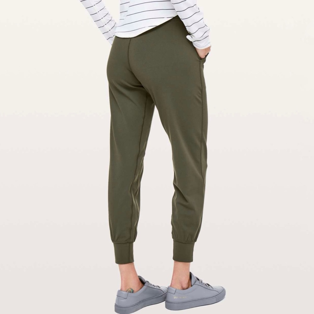Lululemon dark olive green align jogger pants leggings 28” high waisted - Picture 9 of 11